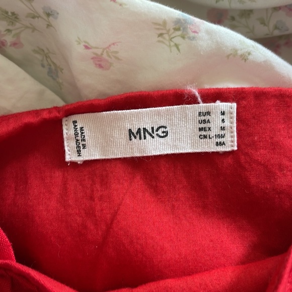 Mango. Size 6 US. Color red - Picture 6 of 11